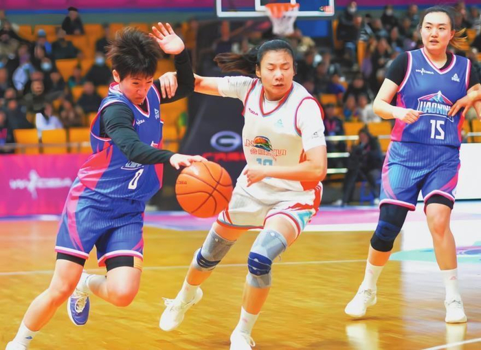 必赢体育平台-三名辽宁女篮球员入围|全明星|辽宁日报|海恩斯·阿伦|付金秋|陈孟欣_新浪新闻